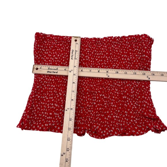 Style Envy Red Floral Smocked Tube Crop Top Womens L Rayon - Picture 2 of 5